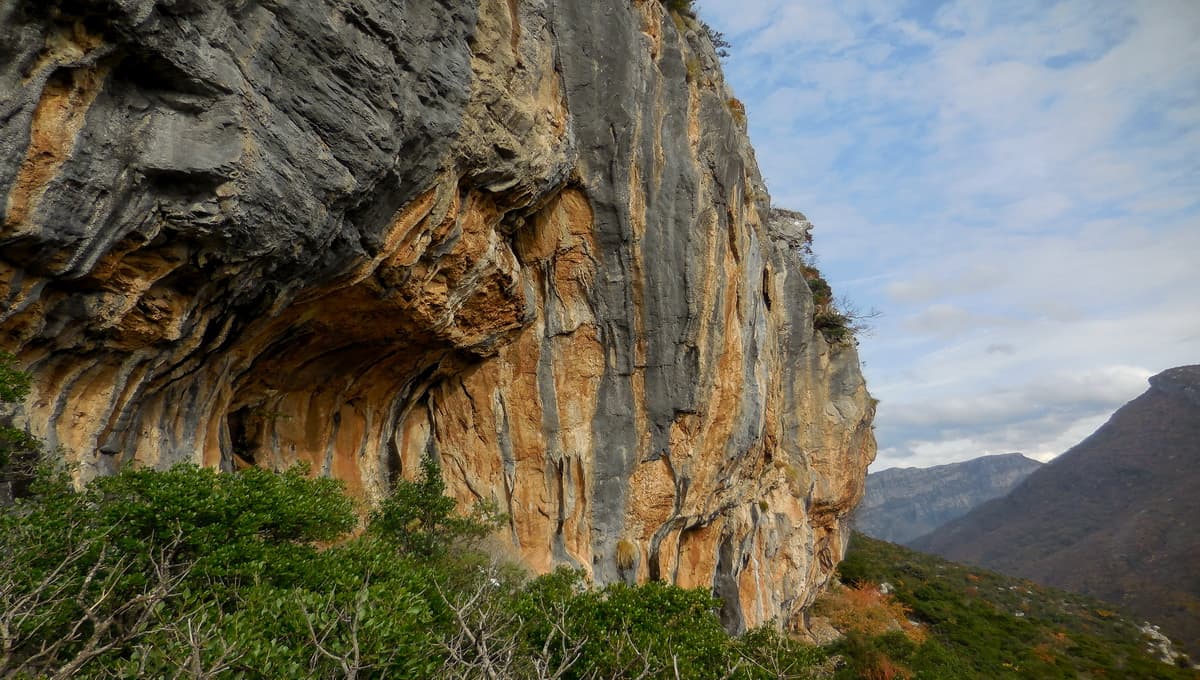 Limestone walls of the Cijevna Canyon, Montenegro – Rockbusters Balkan climbing trip